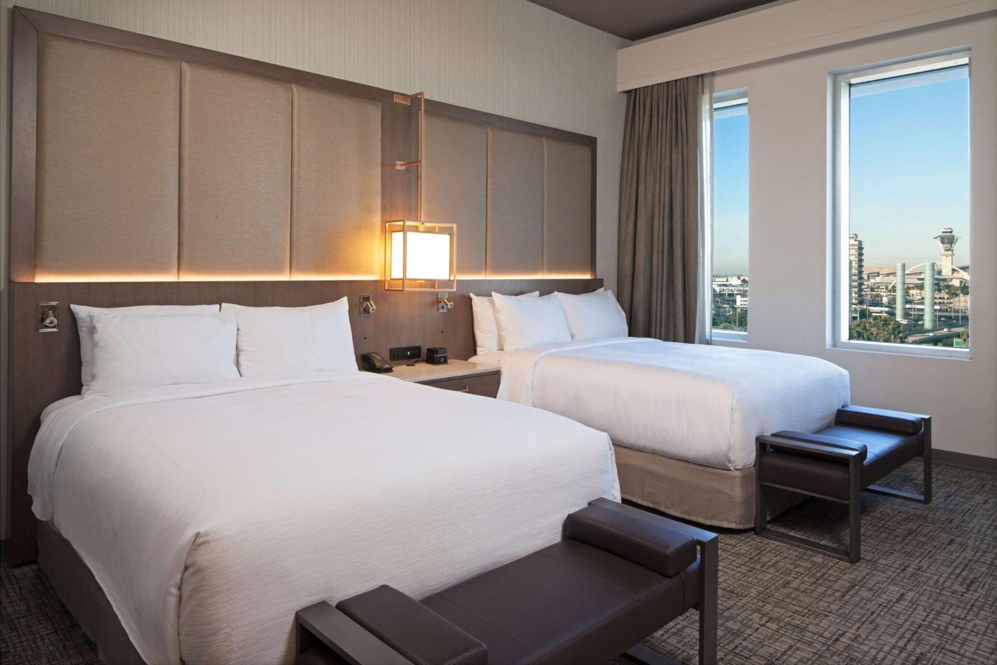 H Angeles, Curio Collection By Hilton Hotel Los Ángeles