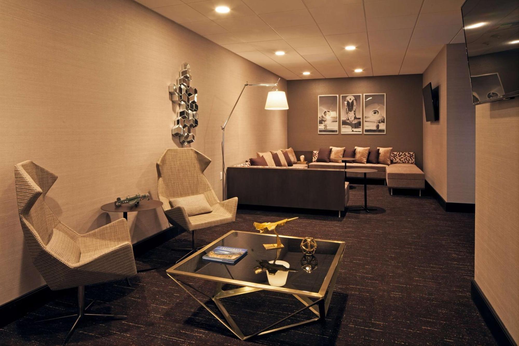 H Angeles, Curio Collection By Hilton Los Ángeles